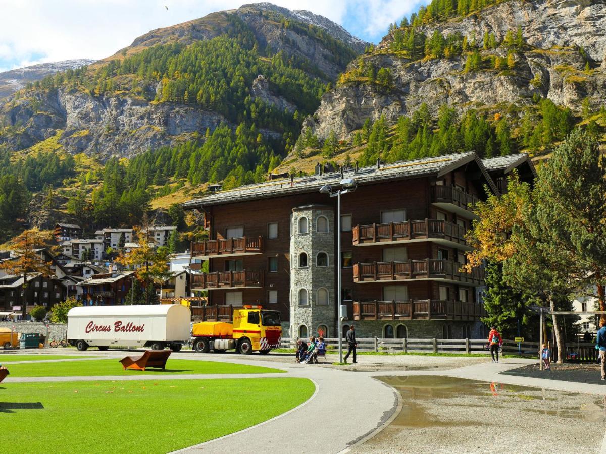 Apartment Haus Whymper Edward Suite By Interhome Zermatt Exterior photo